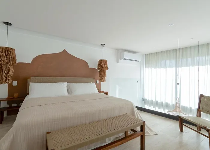 Jungle Loft Mistiq Garden 2 -skypool -gym -beach Apartment