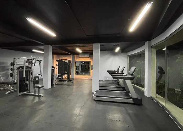 Jungle Loft Mistiq Garden 2 -skypool -gym -beach